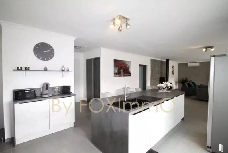 Maison - 137 m² - 5 pièces