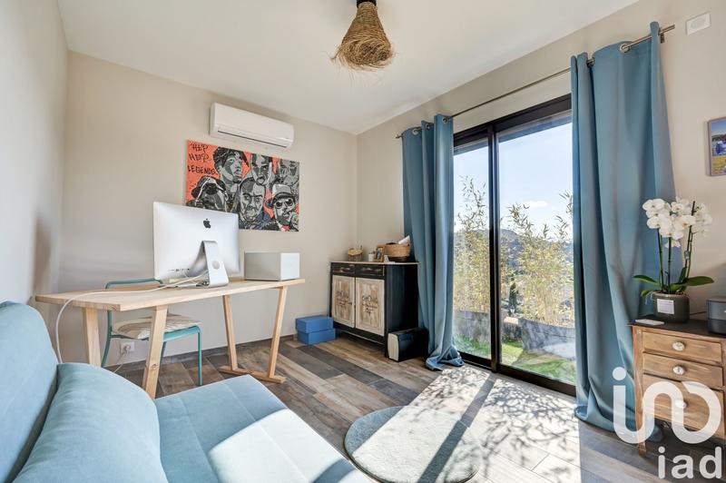 Maison - 288 m² - 8 pièces