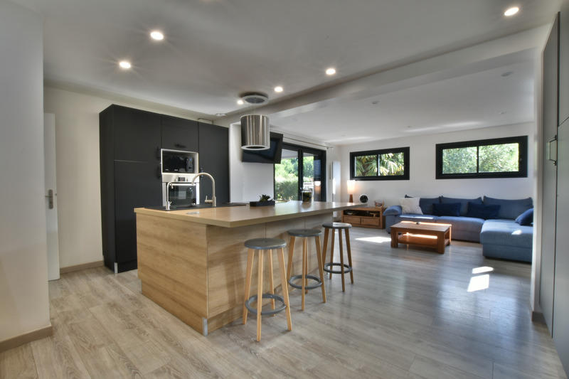 Maison - 123 m² - 5 pièces