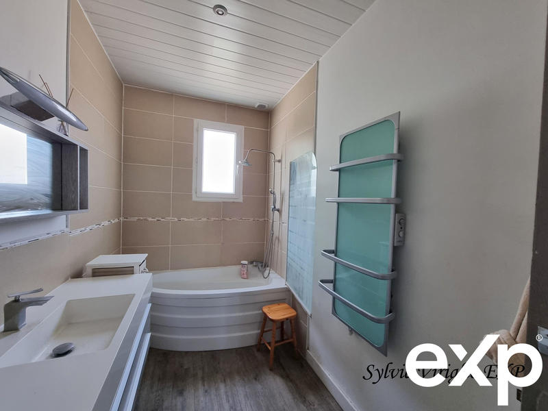 Maison - 123 m² - 6 pièces