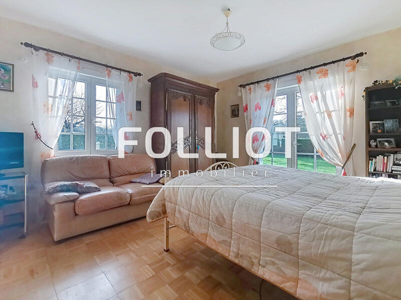 Maison - 182 m² - 6 pièces