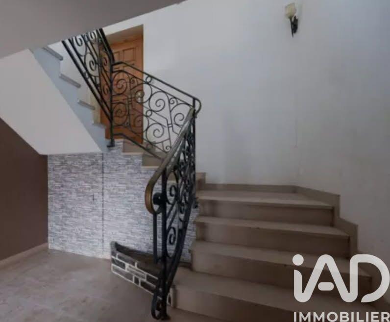 Maison - 189 m² - 6 pièces