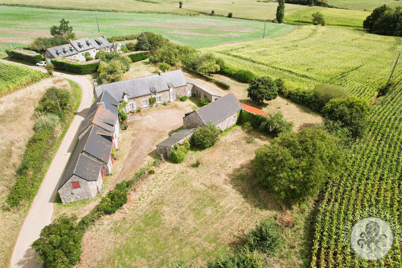 Maison - 103 m² - 4 pièces