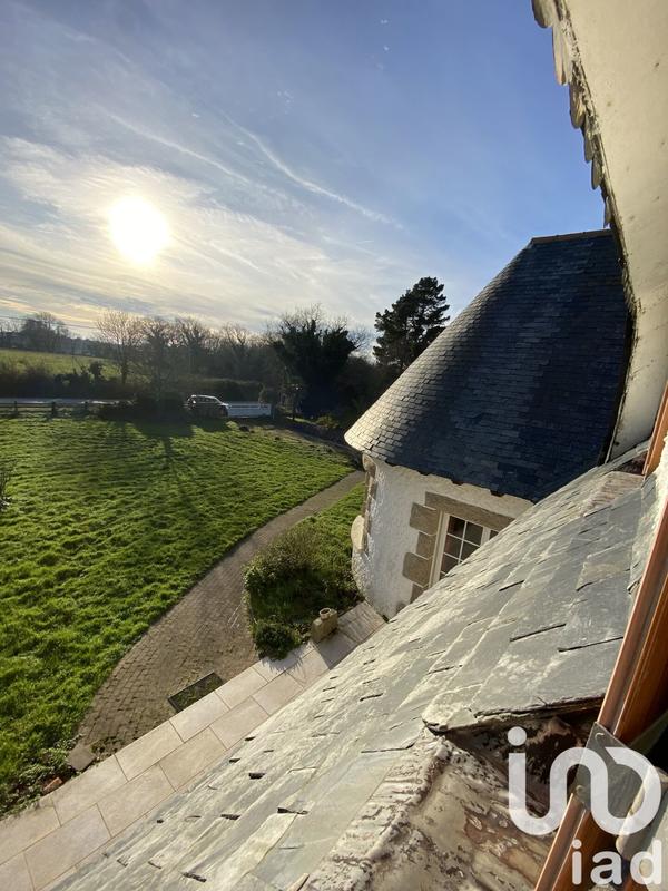 Maison - 230 m² - 10 pièces