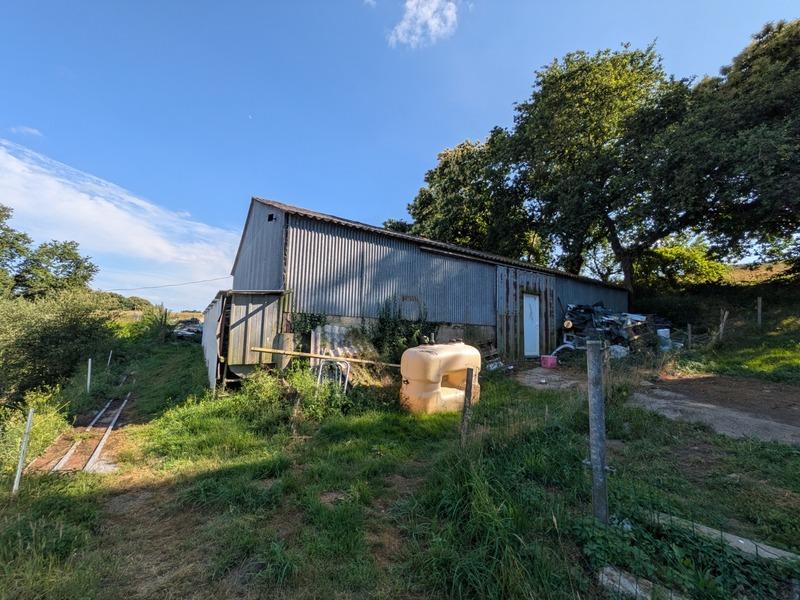 Corps de ferme - 243 m² - 6 pièces