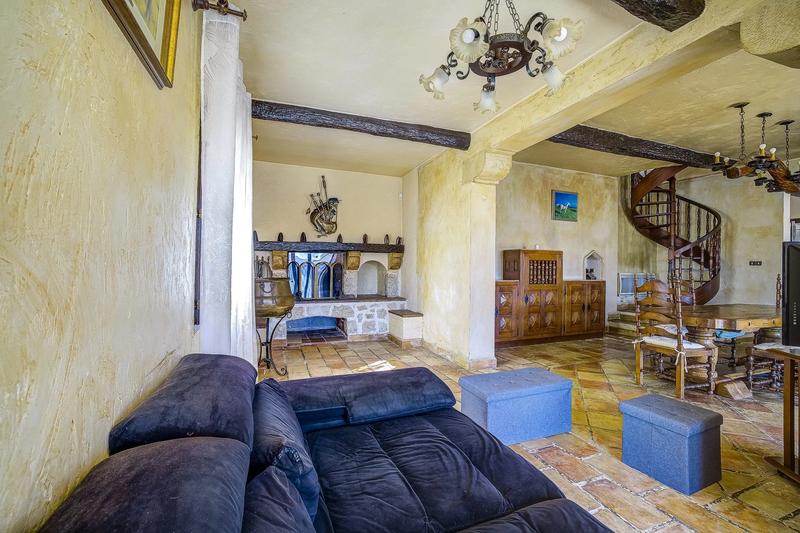 Maison - 141 m² - 3 pièces