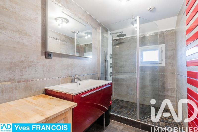 Maison - 87 m² - 5 pièces