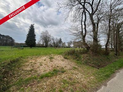 Terrain constructible - 1 306 m²