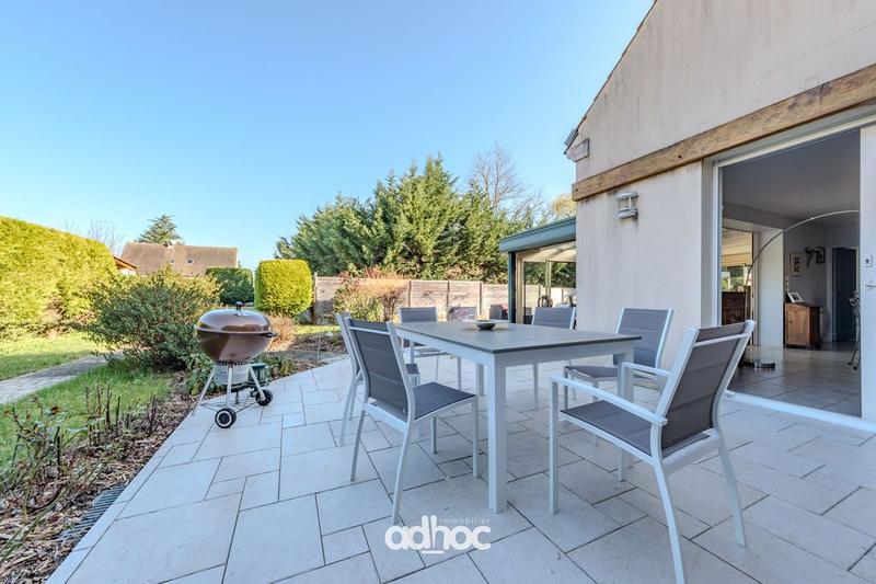 Maison traditionnelle - 190 m² - 7 pièces