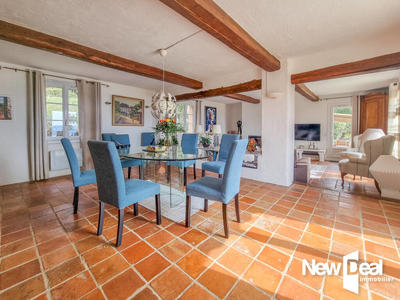 Villa - 163 m² - 5 pièces