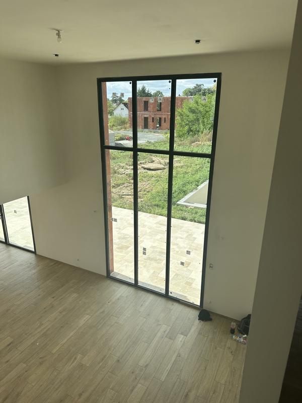 Maison - 180 m² - 6 pièces