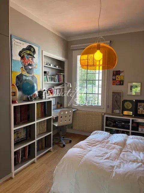 Maison de ville - 255 m² - 6 pièces