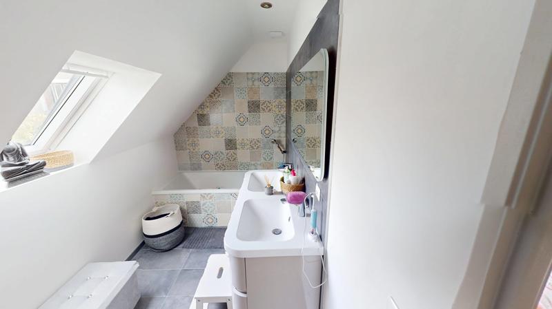 Maison - 108 m² - 6 pièces