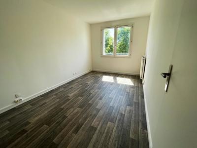 Appartement - 79 m² - 4 pièces