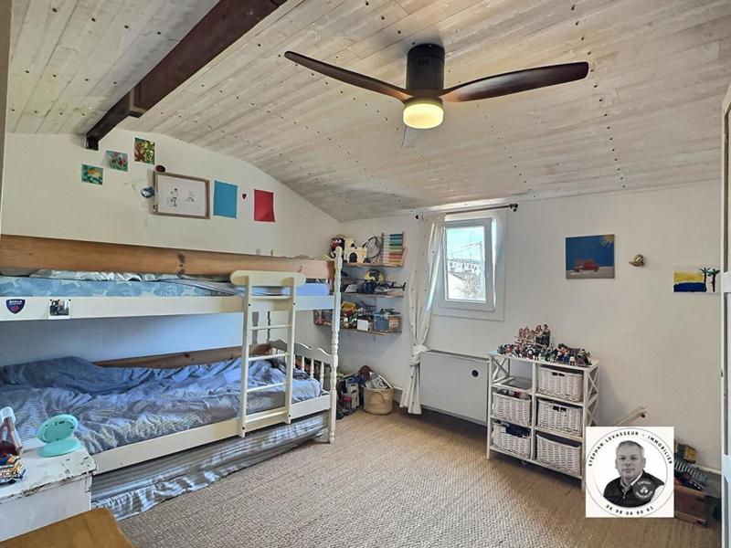 Maison - 177 m² - 6 pièces