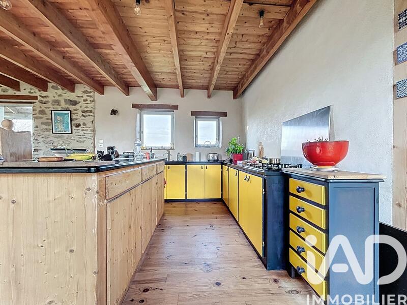 Maison - 148 m² - 6 pièces