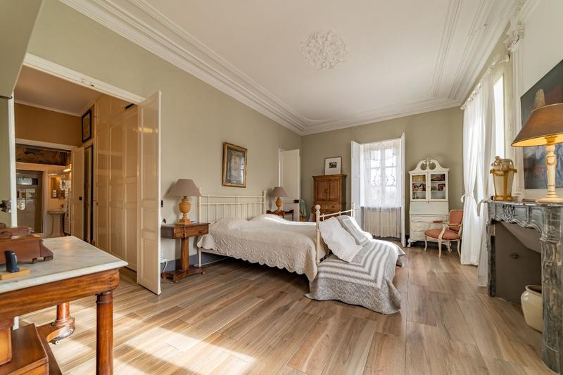 Manoir - 520 m² - 12 pièces