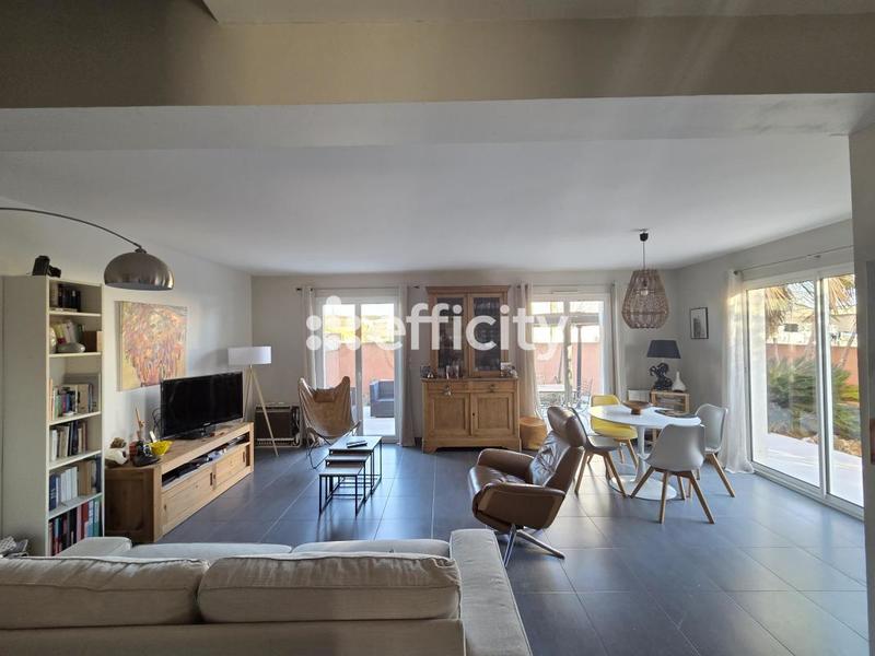 Pavillon - 105 m² - 4 pièces