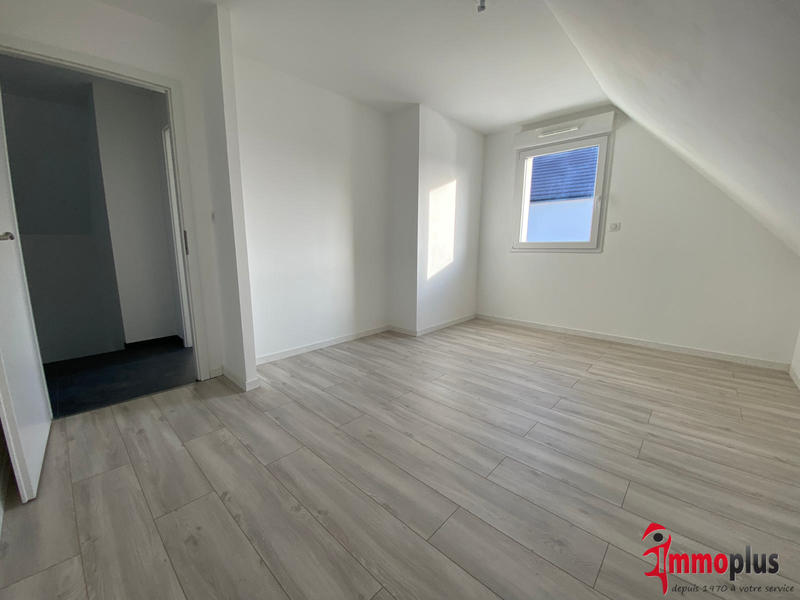 Maison - 98 m² - 5 pièces