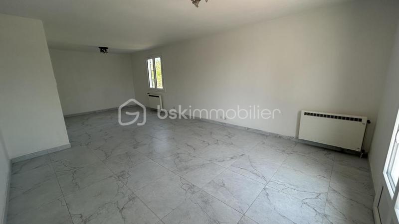 Maison - 122 m² - 7 pièces