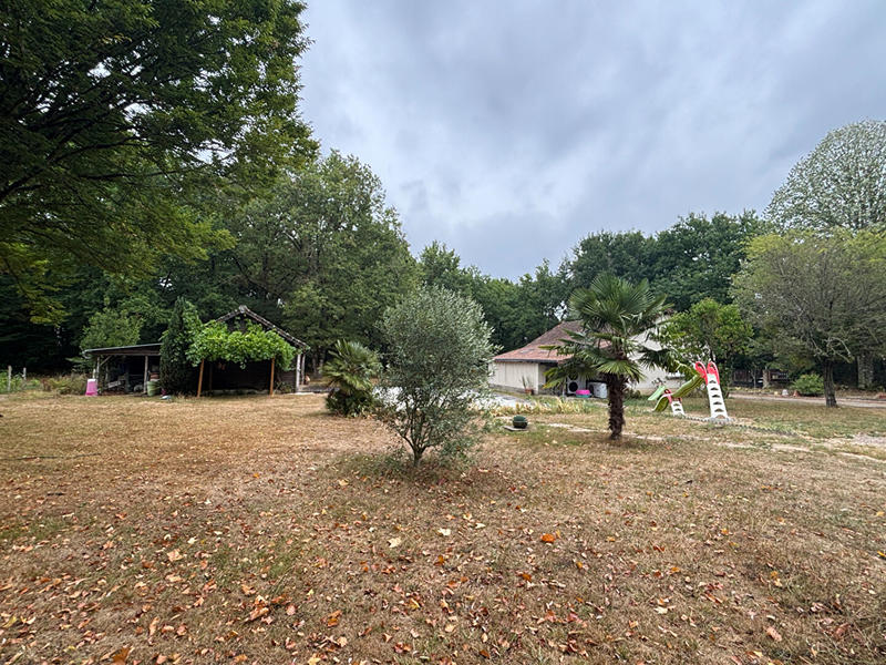 Maison - 192 m² - 5 pièces