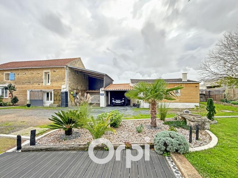 Maison - 182 m² - 6 pièces