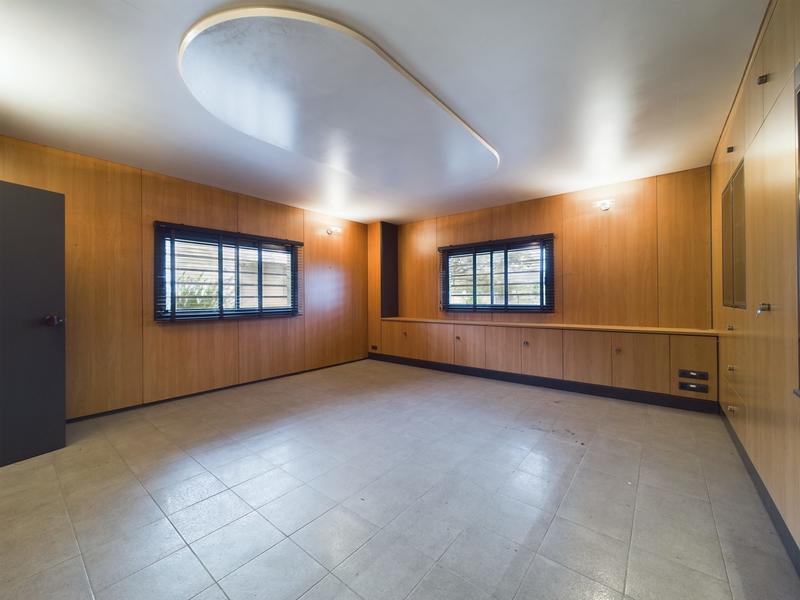 Local d'activités - 220 m²