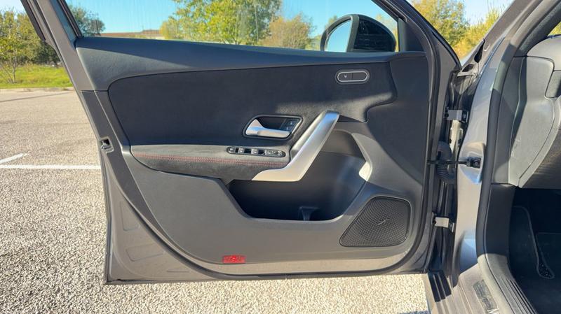 Mercedes Classe a 200 d 150 8g-Dct Amg Line - Garantie constructeur Entretien