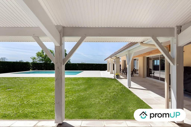 Villa - 234 m² - 7 pièces