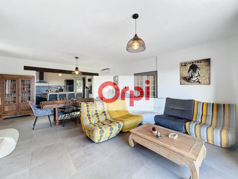 Immeuble - 263 m² - 9 pièces