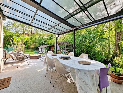 Villa - 338 m² - 10 pièces