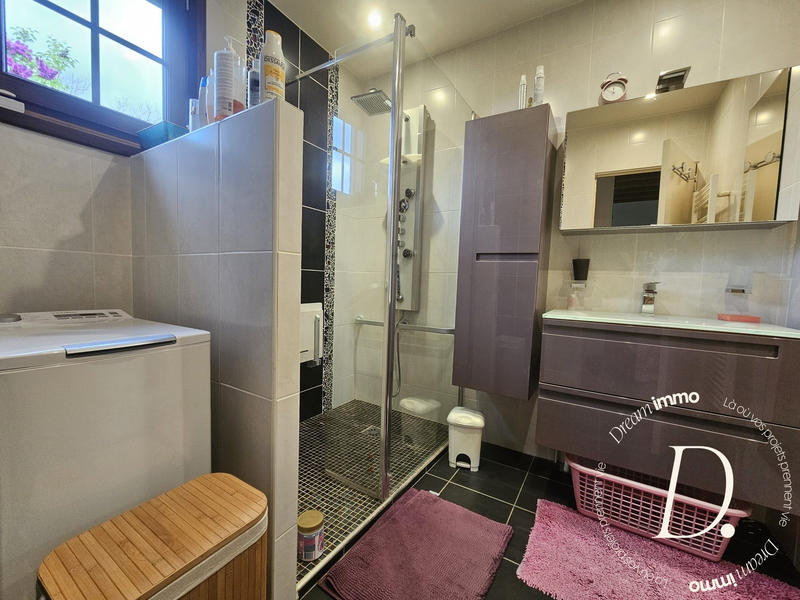 Maison traditionnelle - 120 m² - 6 pièces