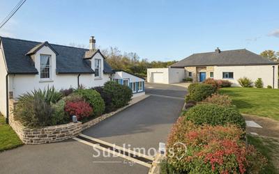 Maison - 206 m² - 4 pièces