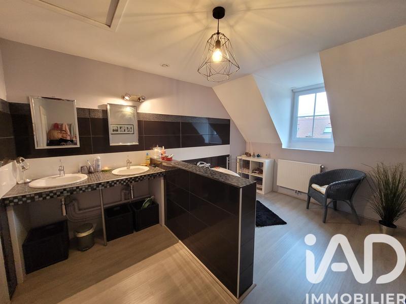 Maison - 265 m² - 6 pièces