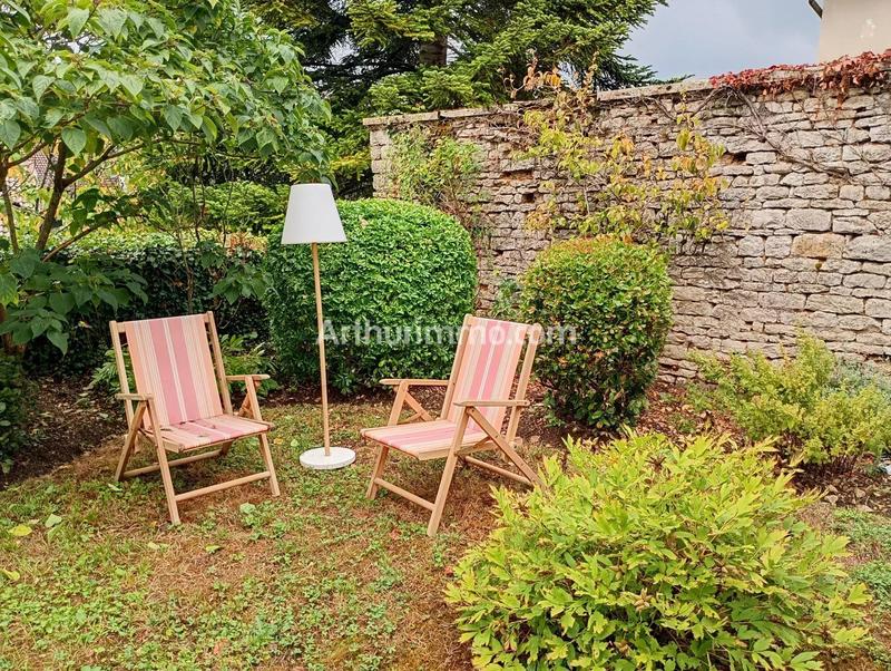 Maison - 390 m² - 11 pièces