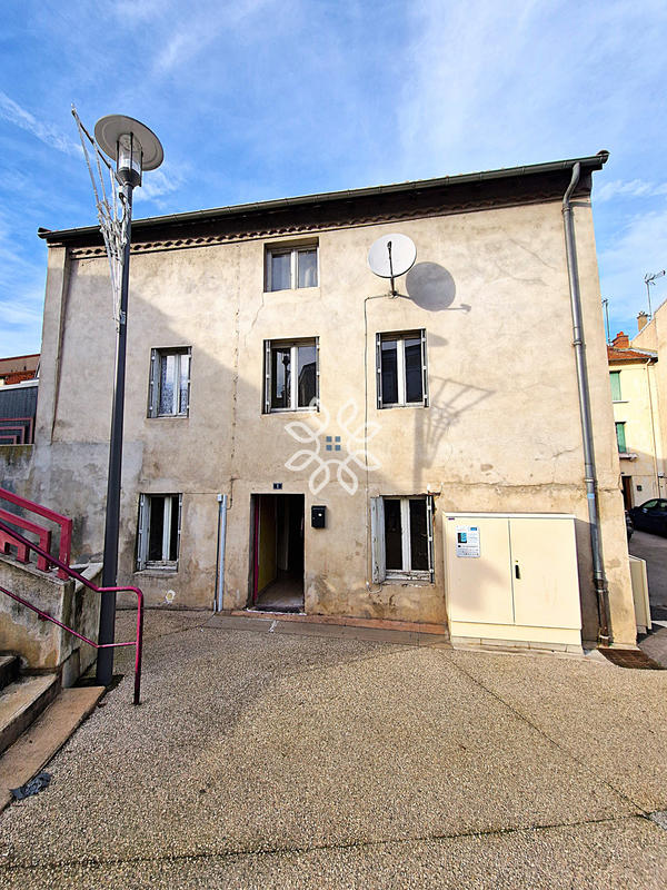 Maison - 63 m² - 5 pièces