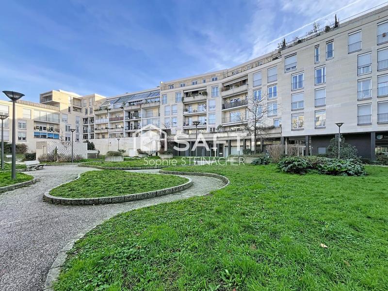 Appartement - 82 m² - 3 pièces