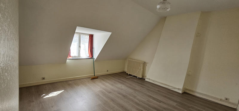 Maison - 157 m² - 12 pièces