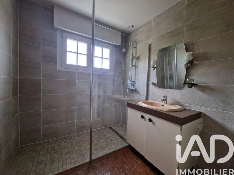 Maison - 159 m² - 6 pièces