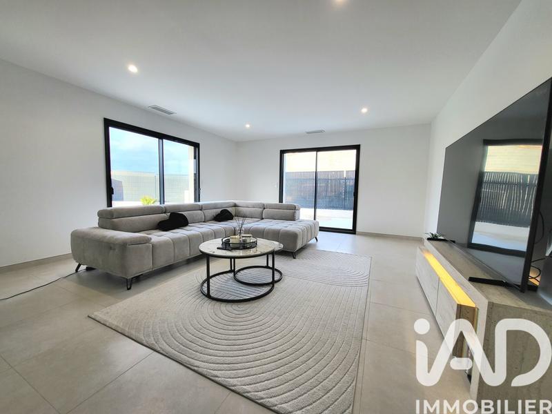 Maison - 95 m² - 4 pièces