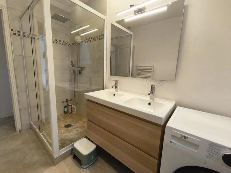 Maison - 180 m² - 6 pièces