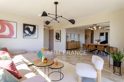 Appartement - 116 m² - 5 pièces