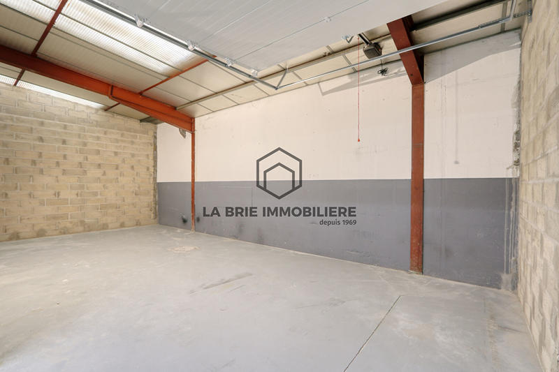 Local d'activité / Entrepôt - 43 m² - 1 pièce