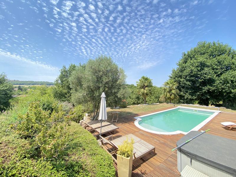 Maison contemporaine - 172 m² - 7 pièces