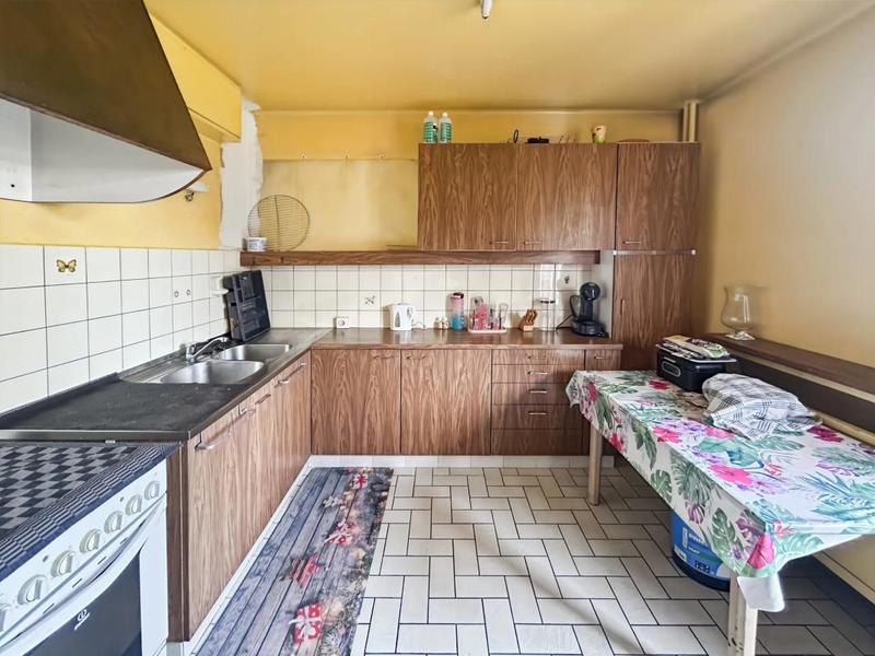 Appartement - 90 m² - 4 pièces