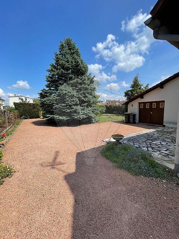 Maison - 152 m² - 6 pièces