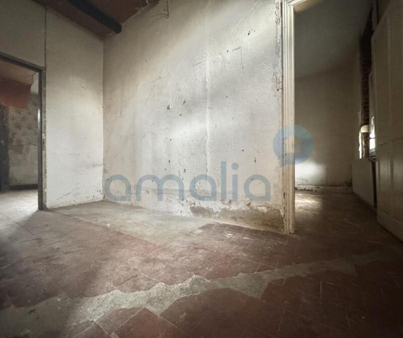 Maison - 99 m² - 7 pièces