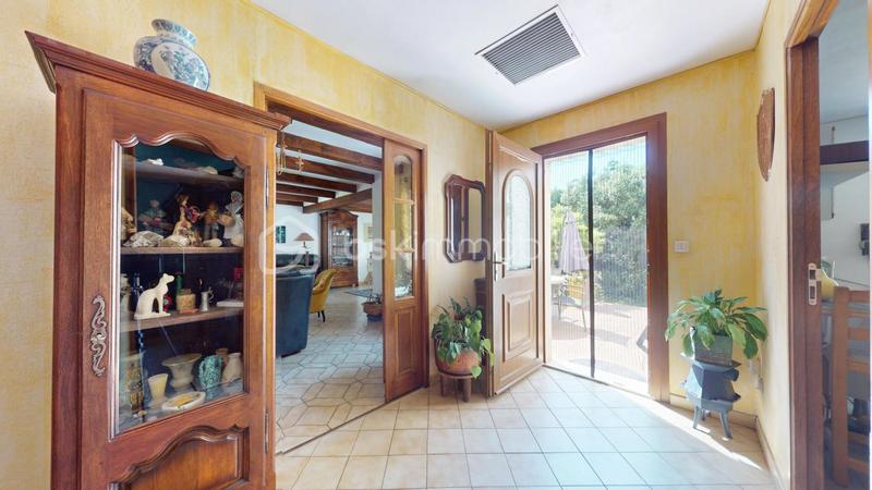 Maison traditionnelle - 117 m² - 5 pièces