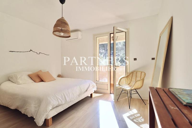 Maison - 198 m² - 5 pièces