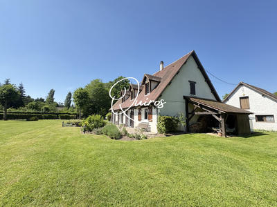 Maison - 137 m² - 7 pièces